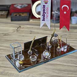 Kişiye Özel Kristal Masa İsimliği Seti – Saatli ve Çift Kalemli - 4